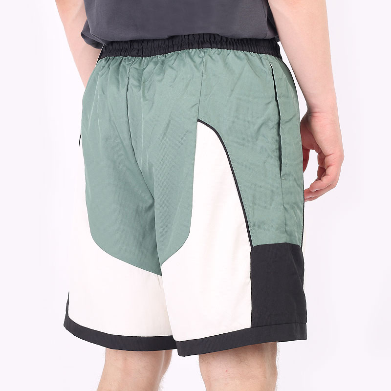 мужские зеленые шорты  Nike Throwback Basketball Shorts CV1862-353 - цена, описание, фото 5